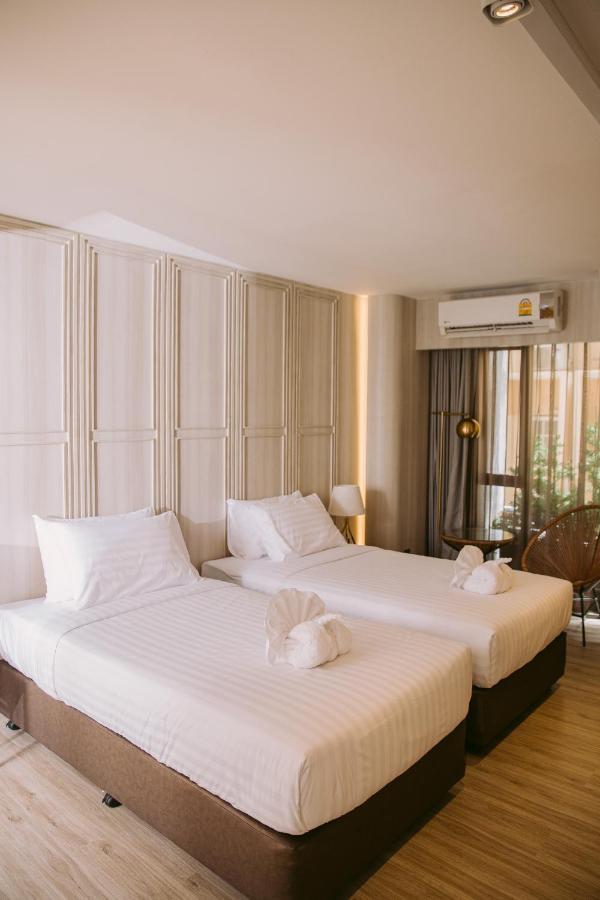 @Nares Hotel Бангкок Экстерьер фото